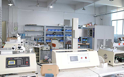 高低溫試驗箱廠家裝配區(qū)